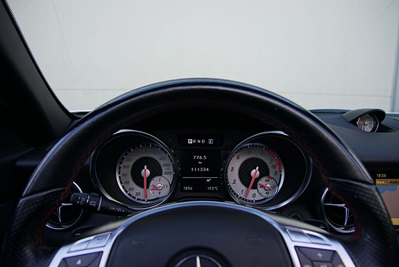 Mercedes-Benz SLK350 15 of 22