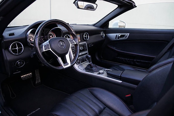 Mercedes-Benz SLK350 14 of 22
