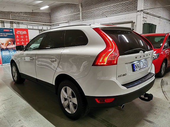 Volvo XC60 4 of 23