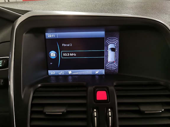 Volvo XC60 18 of 23