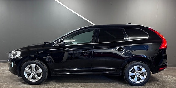 Volvo XC60 5 of 16