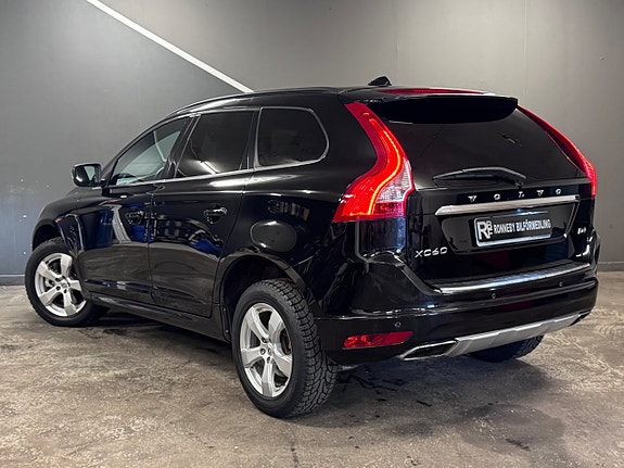 Volvo XC60 6 of 16