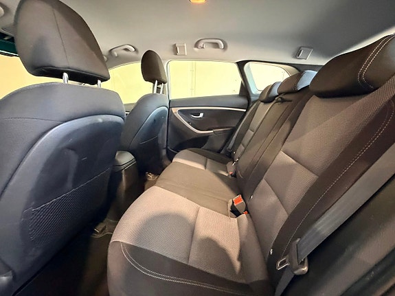 Hyundai i30 10 of 21
