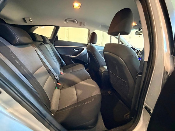 Hyundai i30 7 of 21