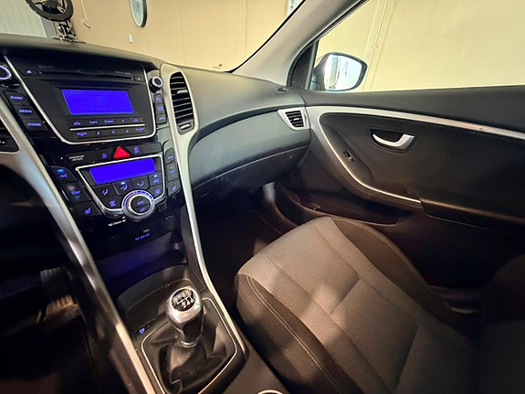 Hyundai i30 13 of 21