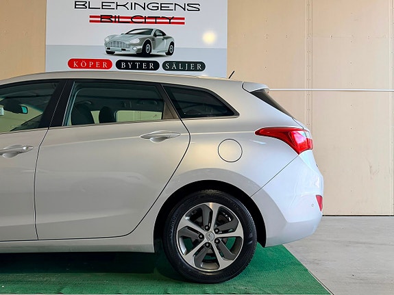 Hyundai i30 18 of 21