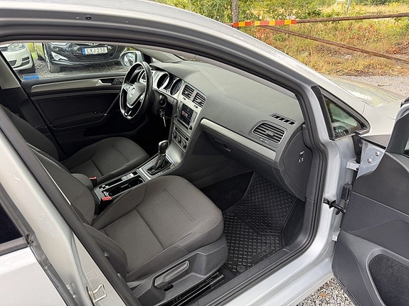 Volkswagen Golf I 10 of 25
