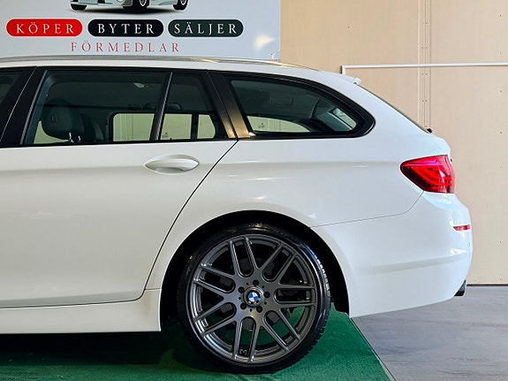 BMW 520d 16 of 19