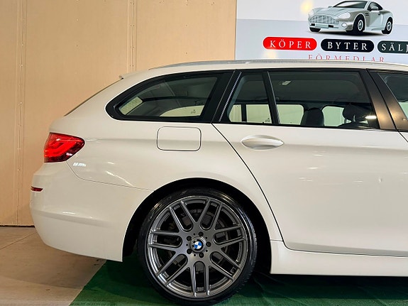 BMW 520d 4 of 19