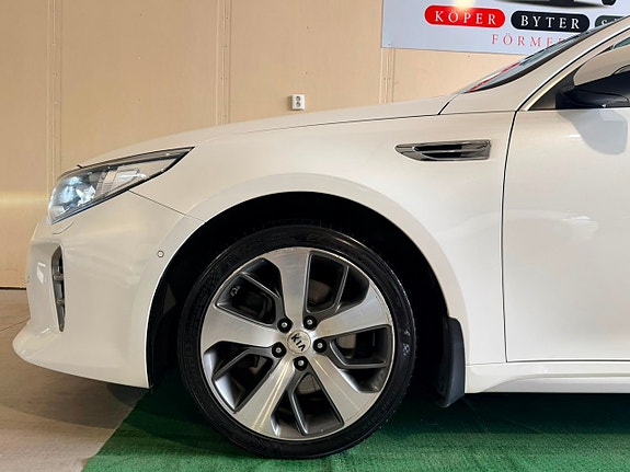 Kia Optima 19 of 23