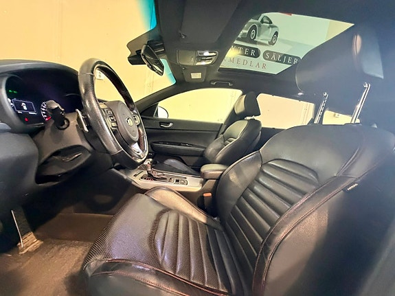 Kia Optima 12 of 23