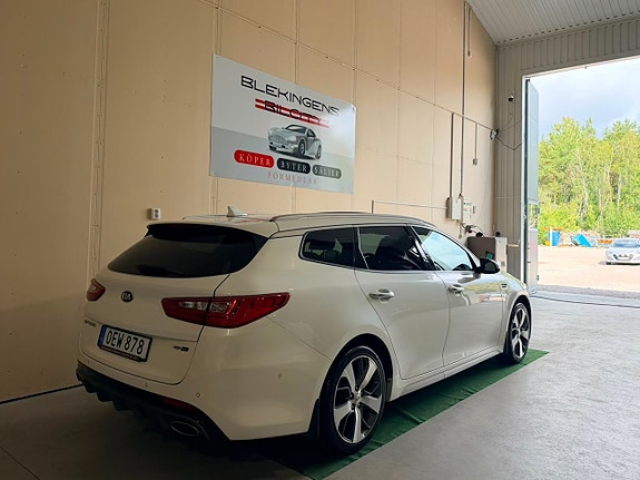 Kia Optima 6 of 23