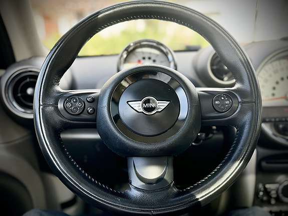 MINI Countryman Cooper D 9 of 11