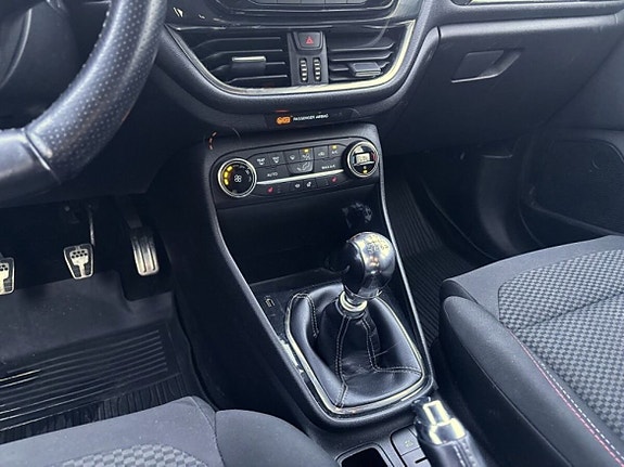 Ford Fiesta 17 of 18