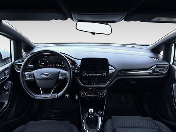 Ford Fiesta 15 of 18
