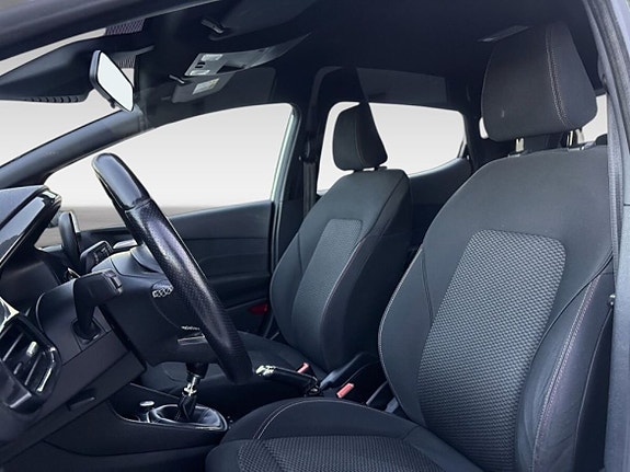 Ford Fiesta 11 of 18