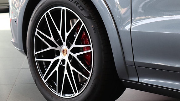 Porsche Cayenne S 11 of 11
