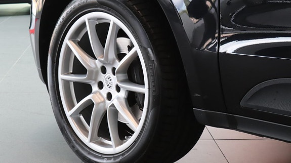 Porsche Macan 10 of 10