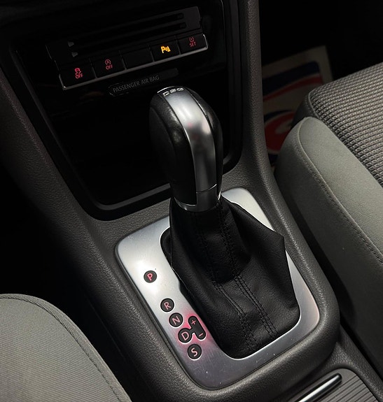 Volkswagen Sharan 9 of 28