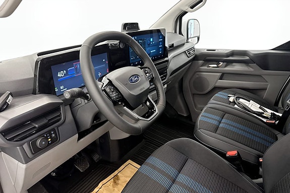 Ford E-Transit 4 of 7