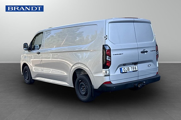 Ford Transit Custom 2 of 7