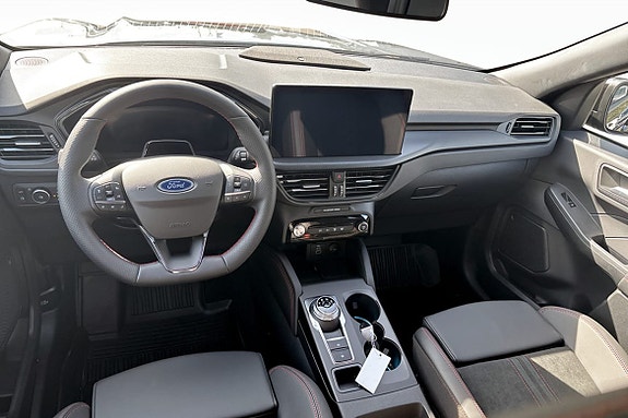 Ford Kuga 4 of 9