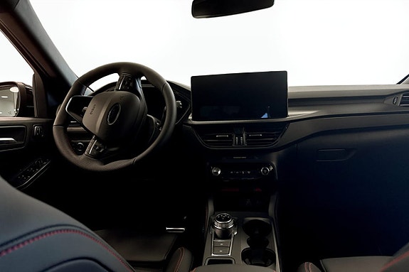 Ford Kuga 9 of 9