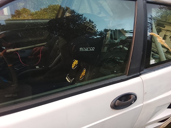 Saab 900 4 of 8