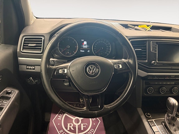 Volkswagen Amarok 11 of 17