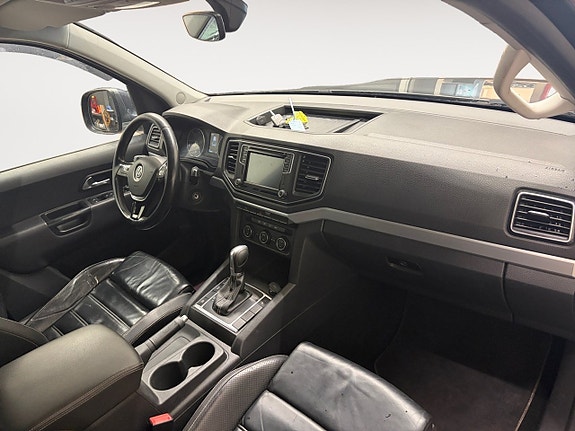 Volkswagen Amarok 14 of 17
