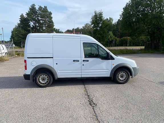 Ford Transit Connect 7 of 12