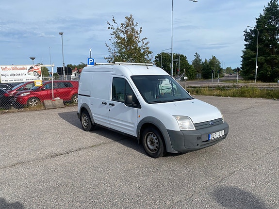 Ford Transit Connect 8 of 12