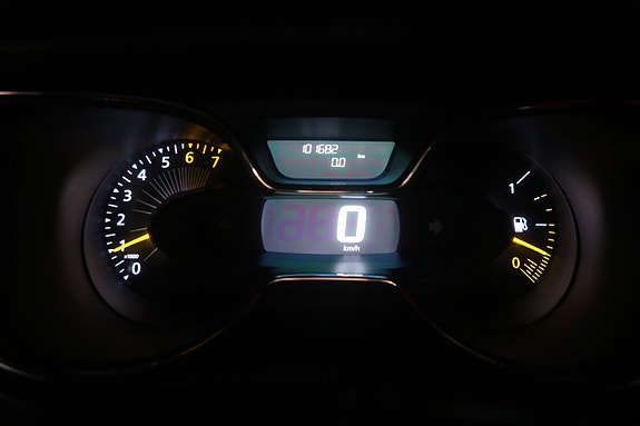 Renault Captur 11 of 27