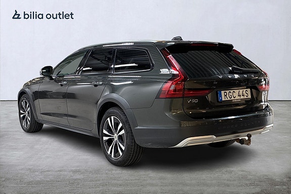 Volvo V90 Cross Country 8 of 30