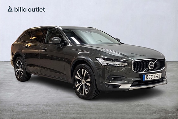 Volvo V90 Cross Country 4 of 30