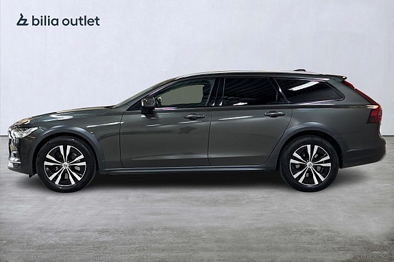 Volvo V90 Cross Country 9 of 30