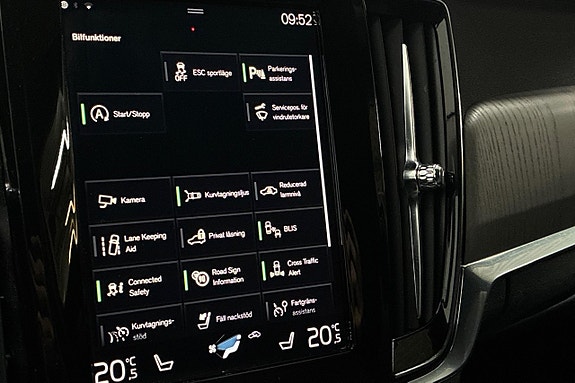 Volvo V90 Cross Country 23 of 30