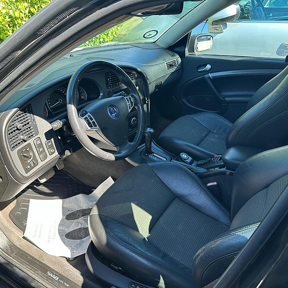 Saab 9-5 6 of 8