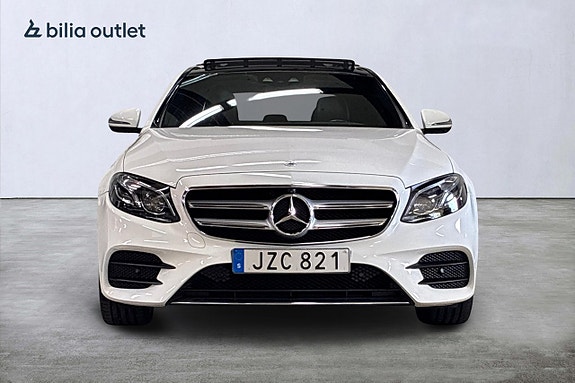 Mercedes-Benz E220 d 4 of 30