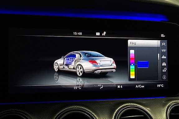 Mercedes-Benz E220 d 23 of 30