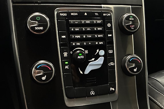 Volvo S60 27 of 29