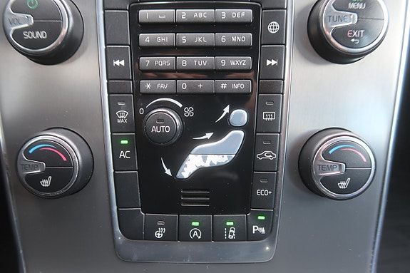 Volvo V60 18 of 27