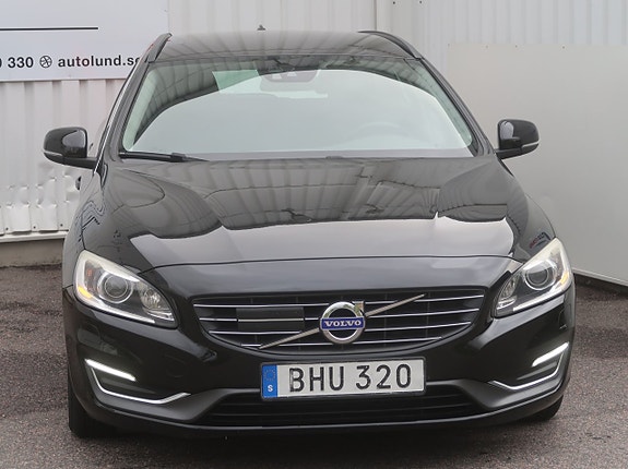 Volvo V60 3 of 27
