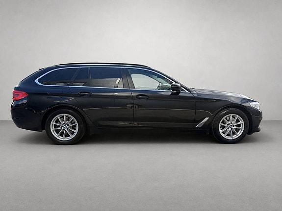 BMW 520d 3 of 11