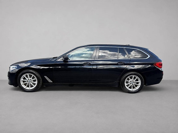 BMW 520d 4 of 11