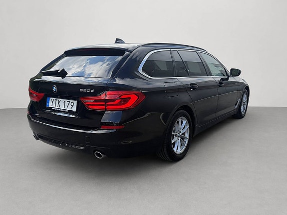 BMW 520d 5 of 11