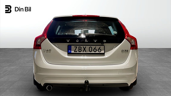 Volvo V60 5 of 13