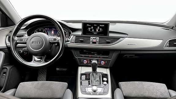 Audi A6 allroad 10 of 16