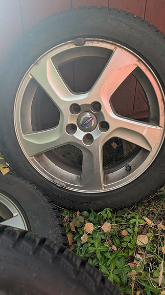 Volvo V70 8 of 10