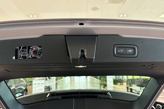 Volvo V60 15 of 30